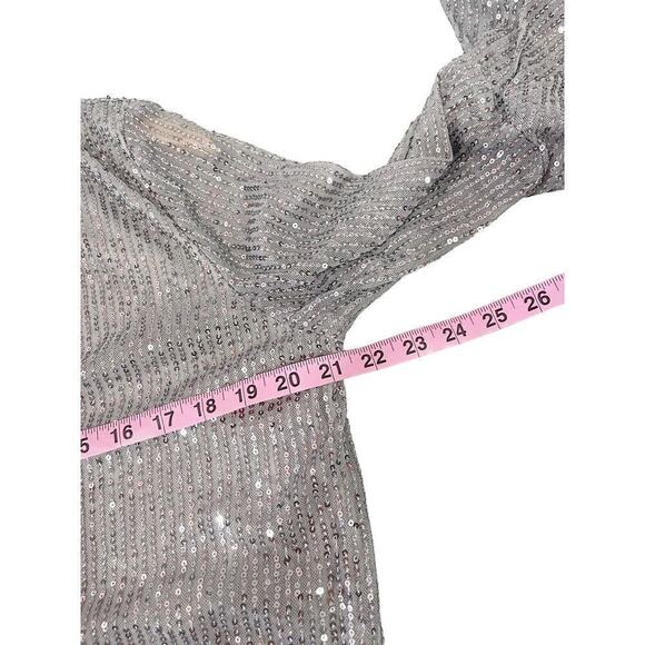 Southern Fried Chics Boutique Silver Sequin Belle Sleeve Bodysuit Womens Medium - Picture 6 of 7